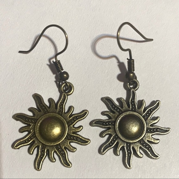 🦋3/$30🦋 Handmade Boho Celestial Dangling Sunshine Earrings in Antique Bronze - Picture 7 of 8